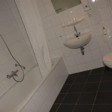 Ξενοδοχείο Puur 3*